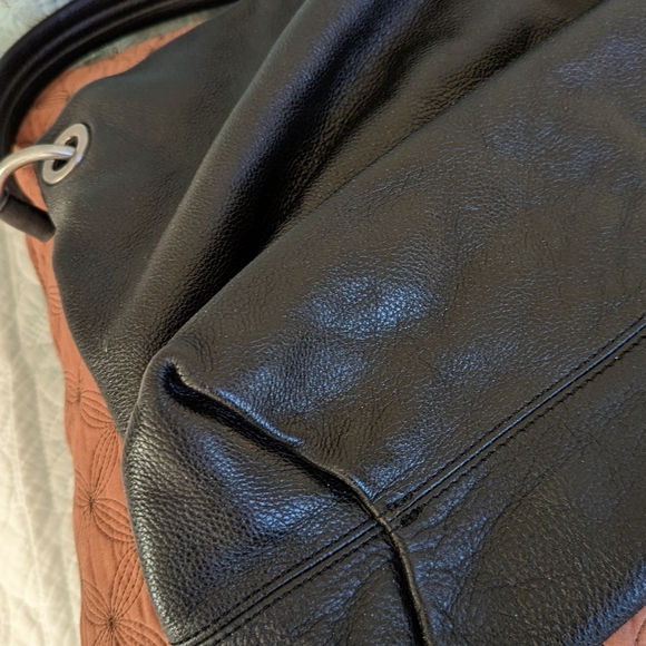 Pebbled Leather Handbag by Vera Wang - Picture 4 of 15